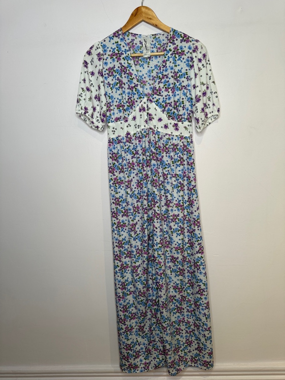 Asos Violet Romance Floral Midi Maternity dress White  Purple & Blue Print size - Picture 3 of 11
